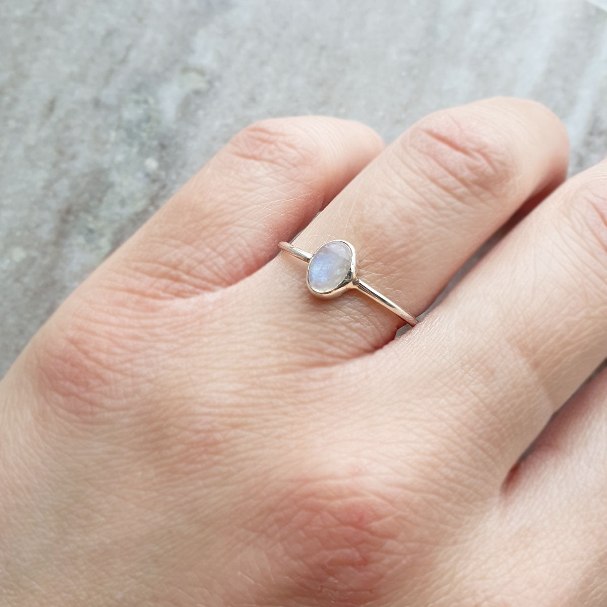 Darla | Ring 925 zilver met maansteen edelsteen