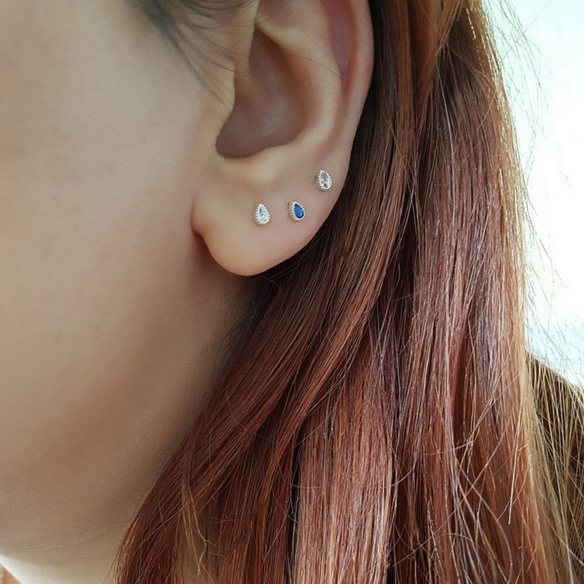 mini-sparkles-wit-oorbellen-925-zilver-met-zirkonia-3