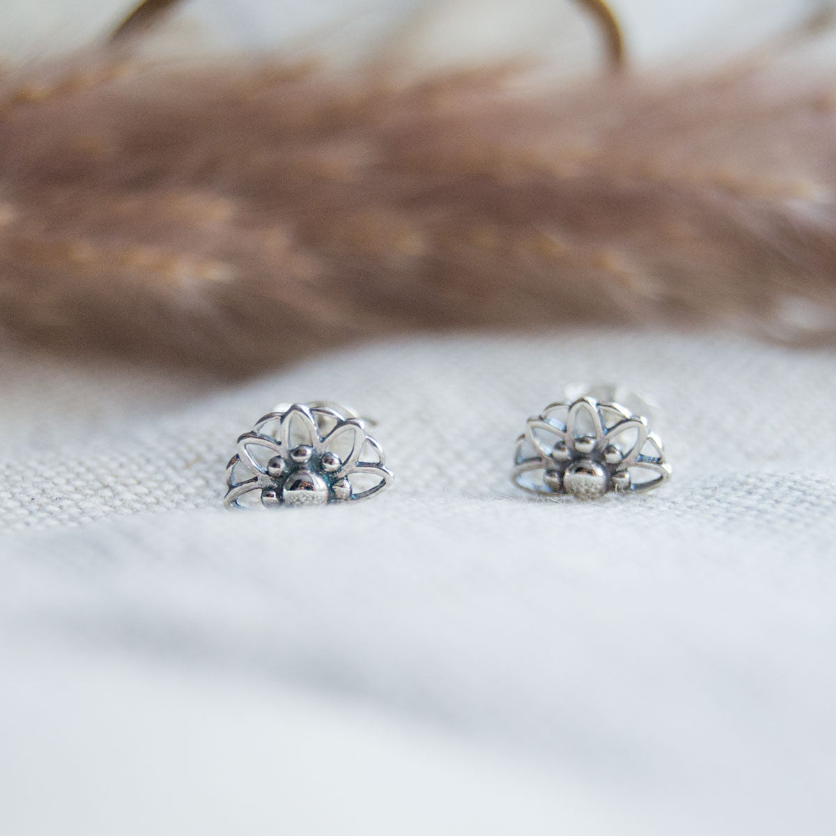 Bloem Studs Daisy | Oorbellen 925 sterling zilver