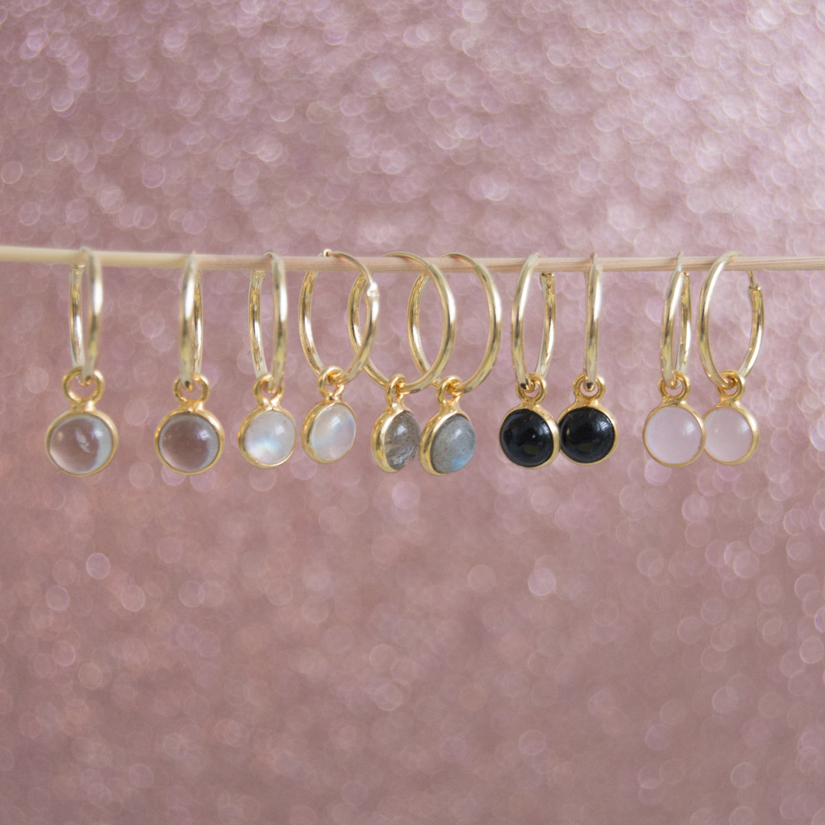 gem-hoops-gold-oorbellen-goldplated-925-zilver-met-rookwarts-5