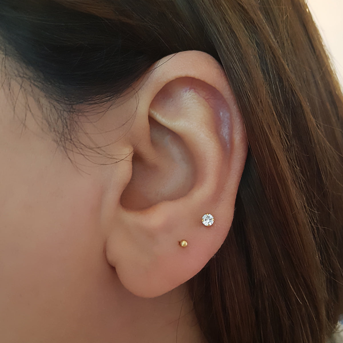 dot-studs-oorbellen-925-zilver-goldplated-2-mm-2
