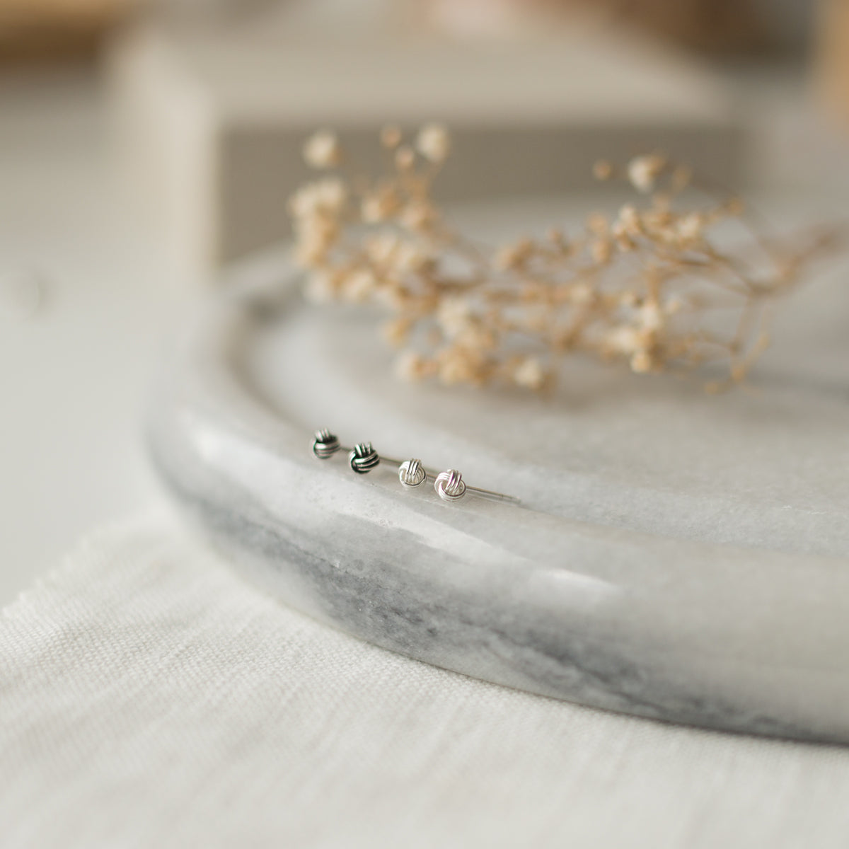 knoop-knot-studs-oorbellen-925-zilver-3