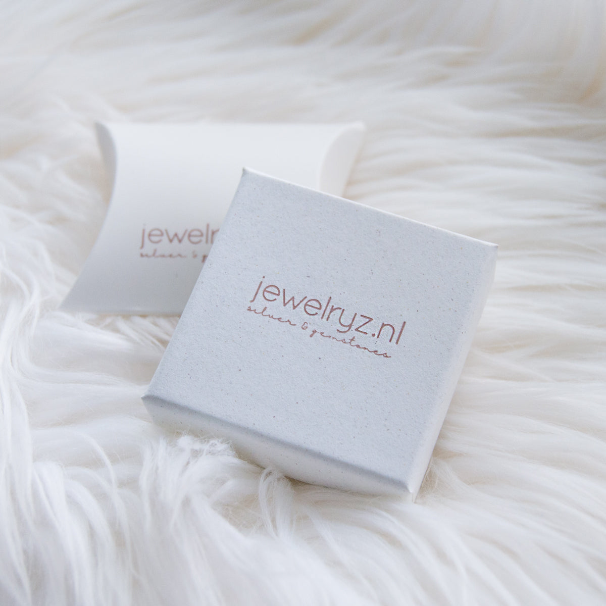 Tanith | Ring 925 zilver met maansteen
