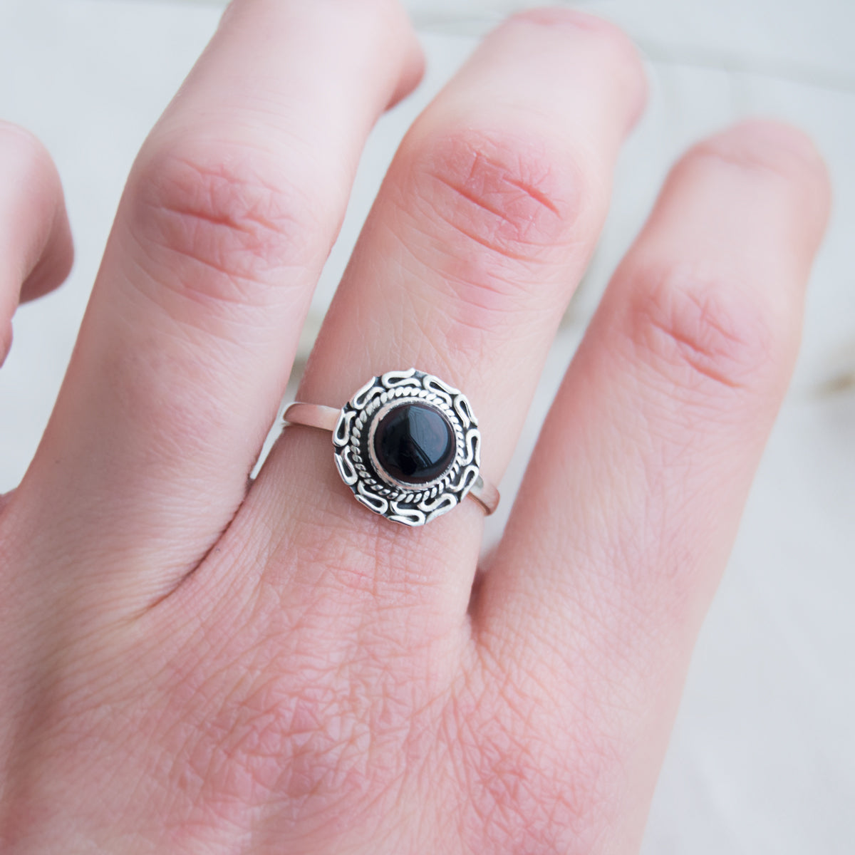 thalia-ring-925-zilver-met-zwarte-onyx-2