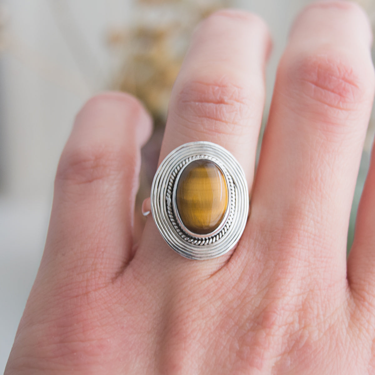 Dhyana | Ring 925 zilver met edelsteen tijgeroog