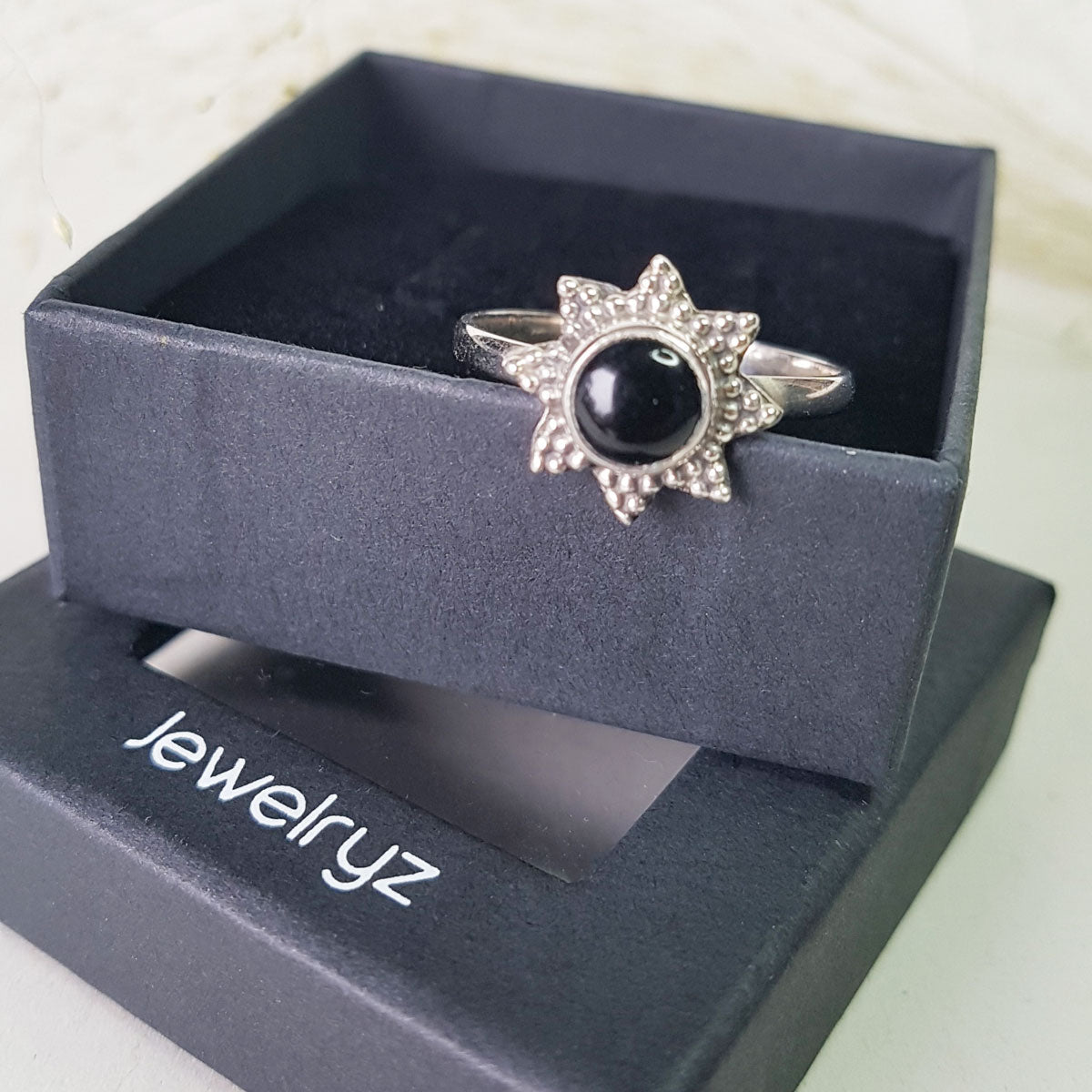 Solene | Ring 925 zilver met zwarte onyx edelsteen