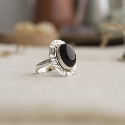 Dhyana | Ring 925 zilver met zwarte onyx edelsteen