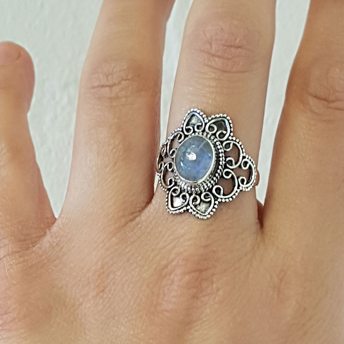 Shyla | Ring 925 zilver met edelsteen maansteen