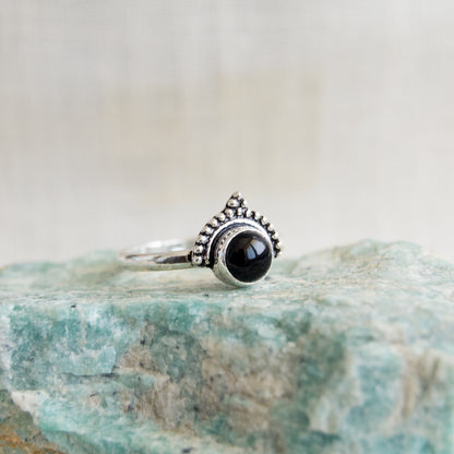 Junia | Ring 925 zilver met edelsteen onyx (zwart)