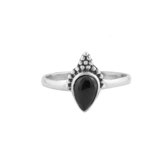 Tanith | Ring 925 zilver met zwarte onyx