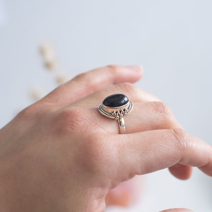 Nori | Ring 925 zilver met zwarte onyx